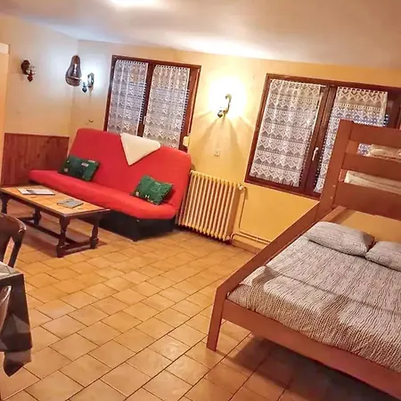 A 30 M² Terrasse Ensoleillee Cornimont